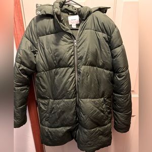 Green Old Navy puffer jacket
